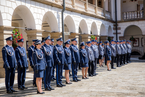 Funkcjonariusze podczas uroczystości Święta Policji