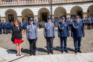 Wicestarosta wielicki, odznaczeni policjanci, podinsp. Grzegorz Gubała, insp. Jarosław Klich