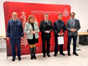 wyróżniony policjant, Komendanci PSP oraz KPP Wieliczka, starosta oraz wicestarosta wielicki