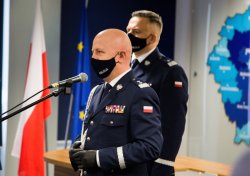 komendant wojewódzki policji, komendant główny policji i zastępca komendanta głównego podczas uroczystości 6