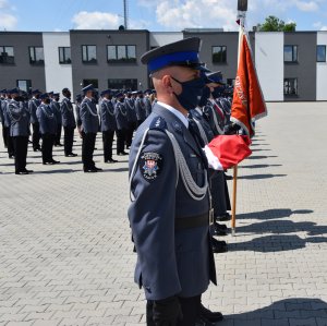 policjanci podczas uroczystości