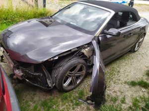 Audi którym poruszał się 36 letni kierowca