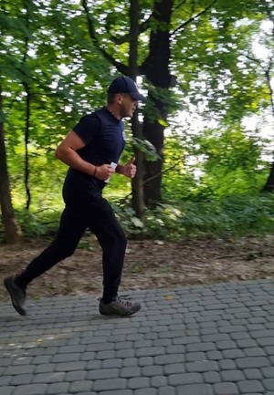 Policjanci oraz pracownicy cywilni KPP Wieliczka podczas biegu 24 godzinnego w Bochni 21