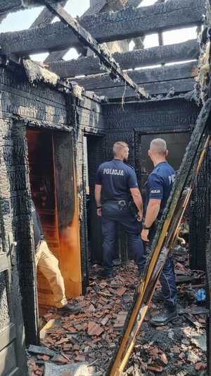 W wyniku pożaru domu śmierć poniósł 31- letni mężczyzna
